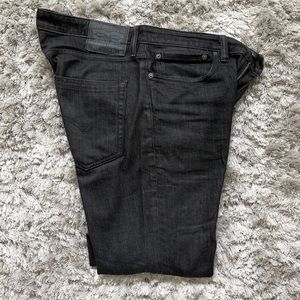 Levi’s 511 Slim Fit Black Jeans - Size 34 x 32